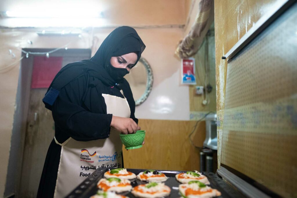 Liza's bakery - supported by WFP Yemen